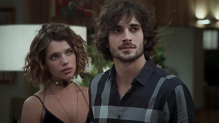 Bruna Linzmeyer e Fiuk em cena da novela A Força do Querer, em reprise na Globo
