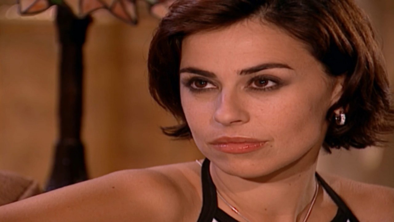 Daniela Escobar como Maysa na novela O Clone