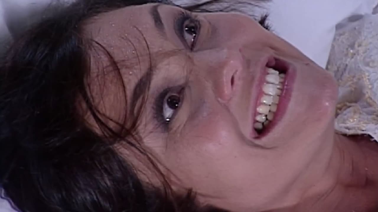 Adriana Esteves como Catarina em cena do último capítulo da novela O Cravo e a Rosa, em reprise na Globo