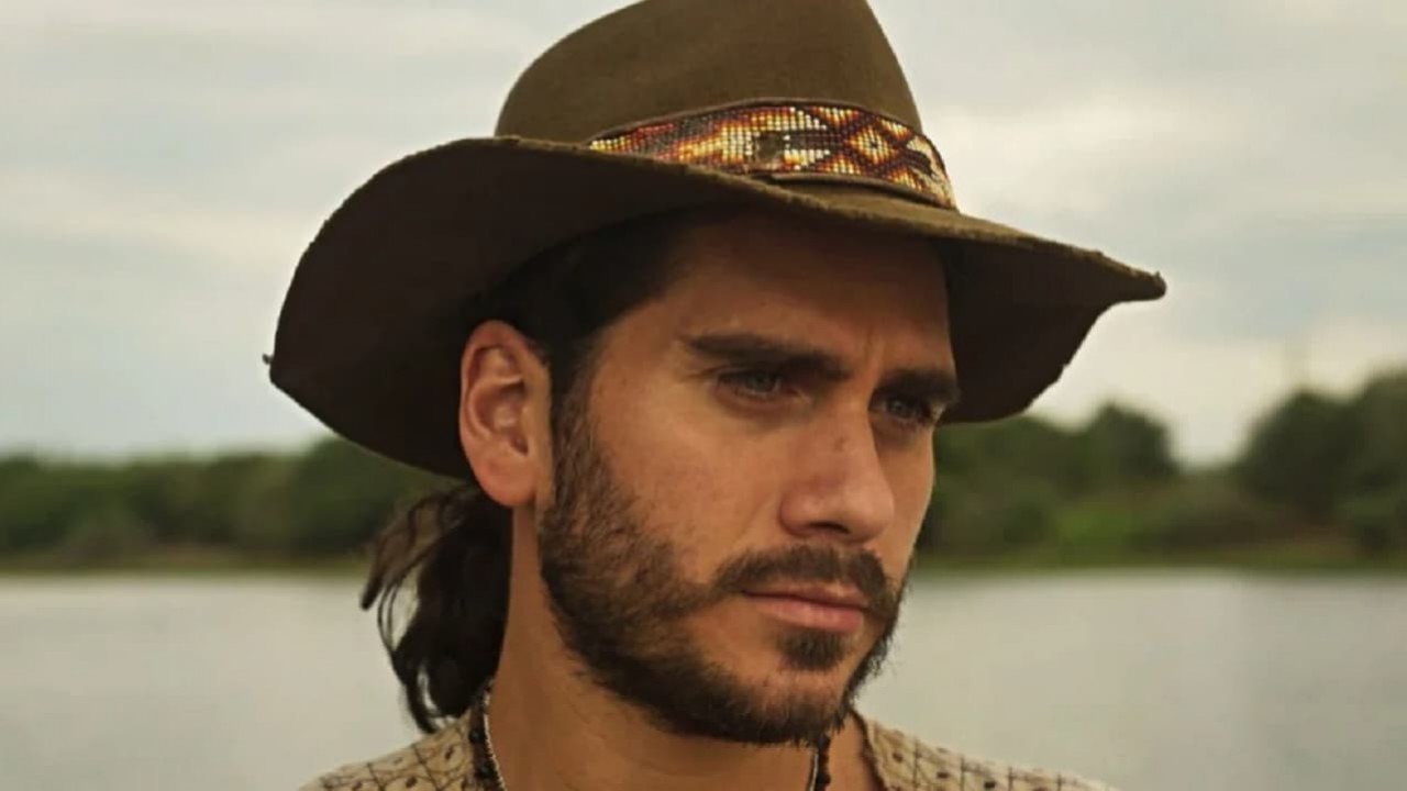 Gabriel Sater como Trindade em Pantanal