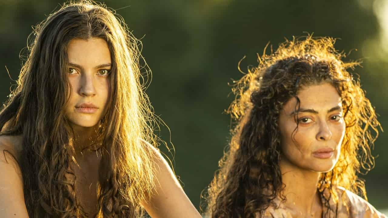 Alanis Guillen e Juliana Paes como Juma e Maria Marruá, respectivamente, na novela Pantanal, da Globo