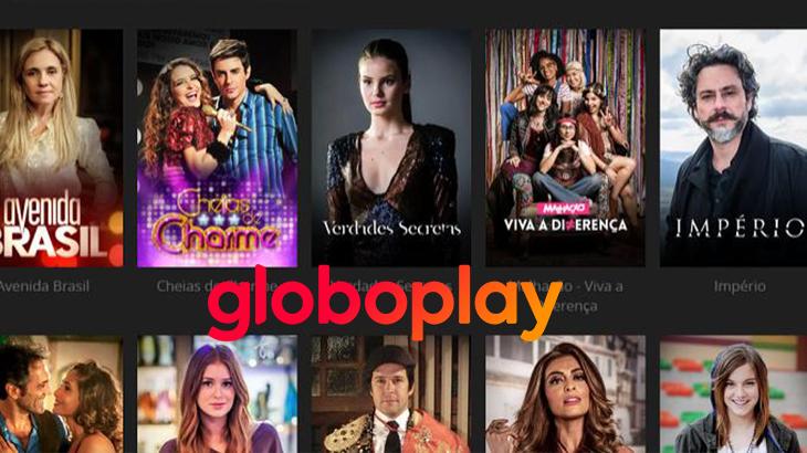 Logotipo do Globoplay tendo ao fundo alguns títulos da plataforma