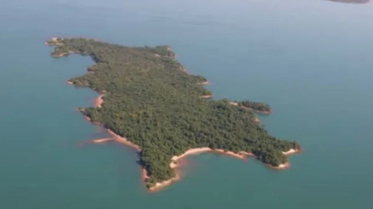 Ilha em Goiás