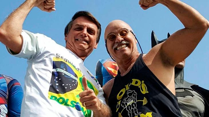 Bolsonaro grava vídeo na Alvorada parabenizando ex-humorista da Globo; confira!