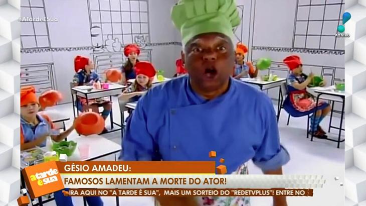 Programa A Tarde É Sua, da RedeTV!, troca Gésio Amadeu por João Acaiabe