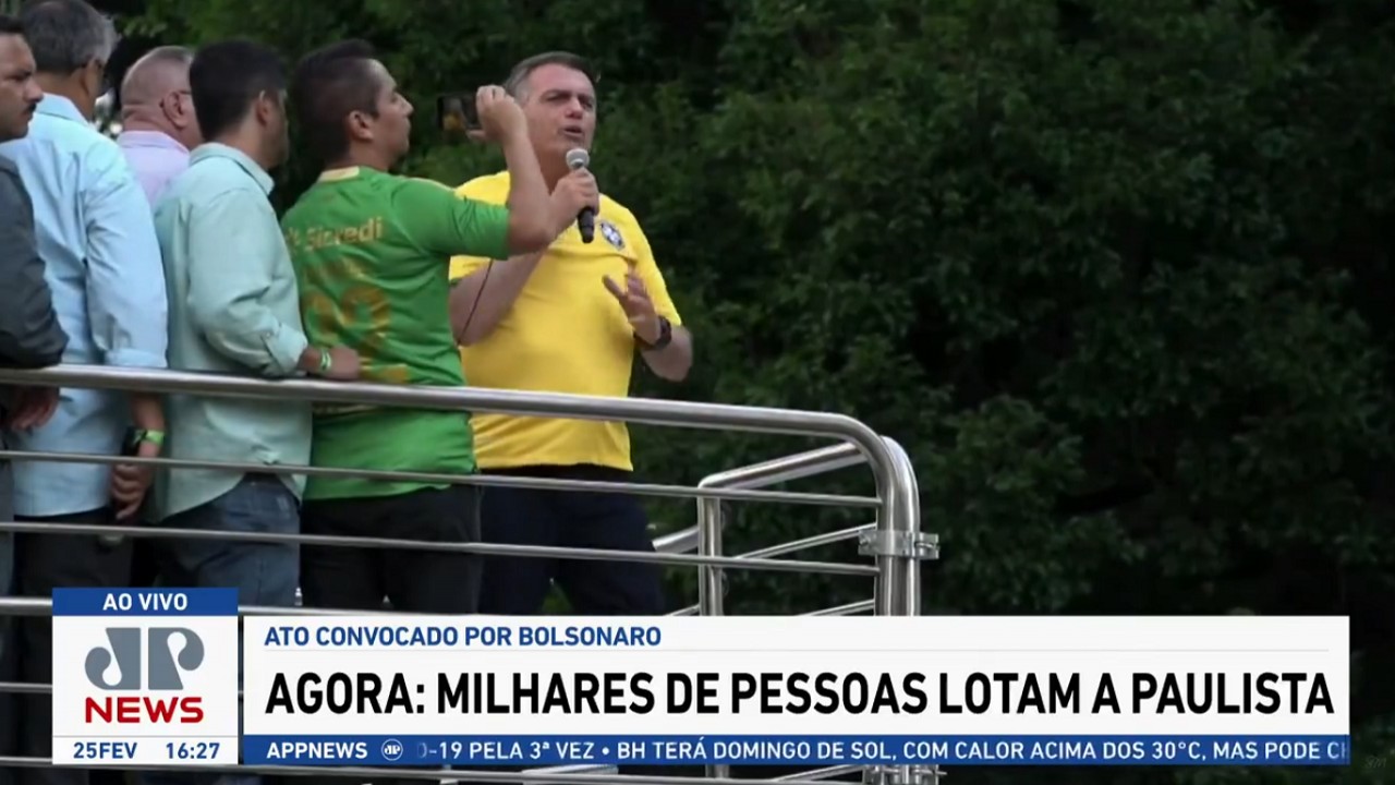 Bolsonaro fala sobre Alexandre de Moraes ao defender discurso de Malafaia