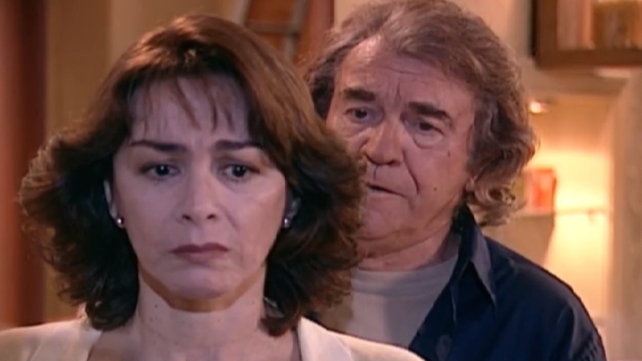 Nívea Maria e Juca de Oliveira em cena da novela O Clone, em reprise na Globo
