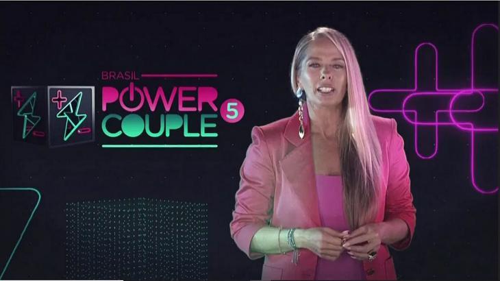 Adriane Galisteu apresenta o Power Couple