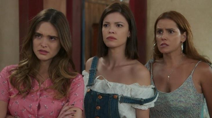 Juliana Paiva, Vitória Strada e Deborah Secco em cena da novela Salve-se Quem Puder, da Globo