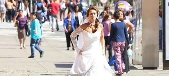 Haja Coração: Tancinha sofre humilhação em casamento e foge vestida de noiva