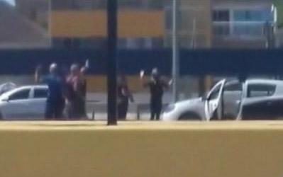 Polícia do Rio confunde veículo da Record com o de bandidos durante gravação de \"Topíssima\"