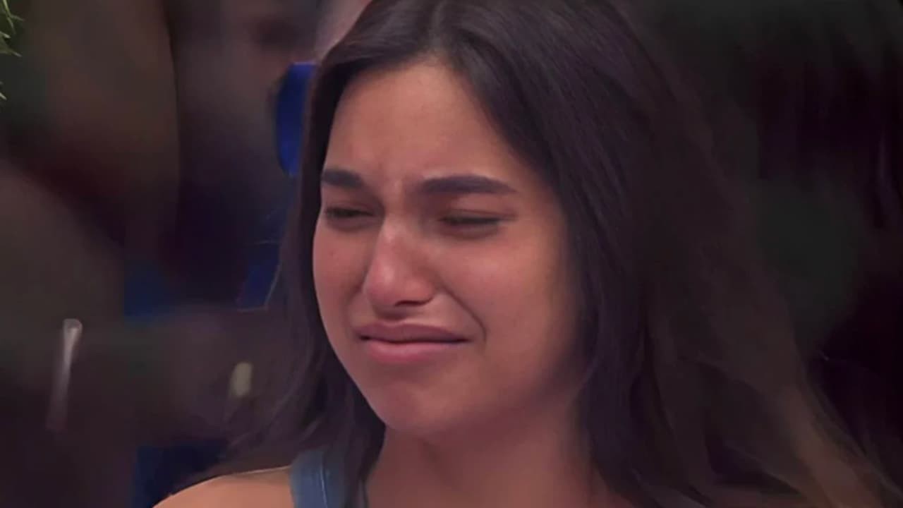 Vanessa chora antes da festa do BBB 24
