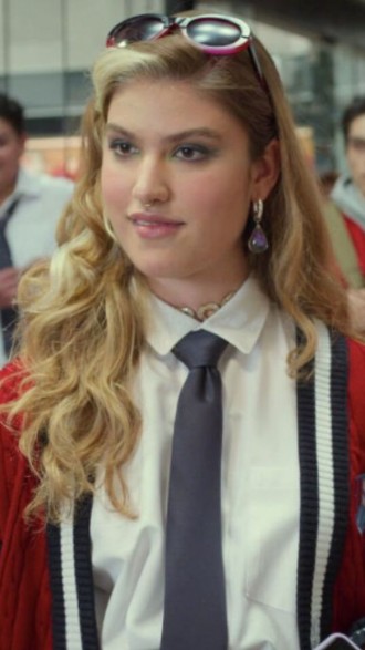 Giovanna Grigio em cena da série Rebeldes
